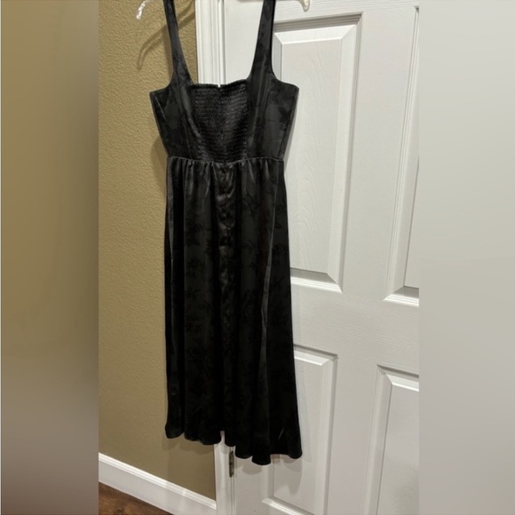 WAYF Corset Dress
Black and charcoal gray size S - Picture 7 of 14